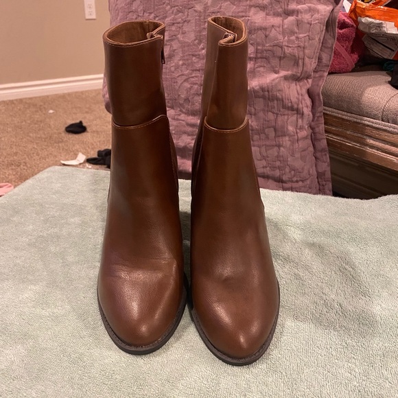 Women’s boots size 10 - Picture 2 of 4